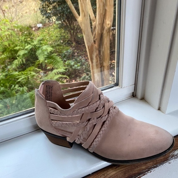 Calson Pink Suede Pink Bootie - Picture 4 of 8